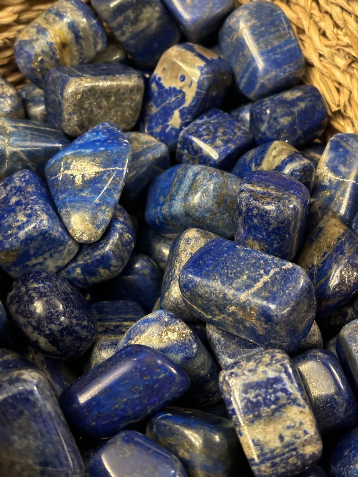 Lapislazuli Trommelstein